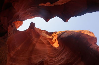 Antelope canyon - red stones meets fresh air