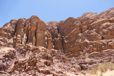 View of rock formation in wadi rum 