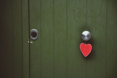 Heart shape label on doorknob