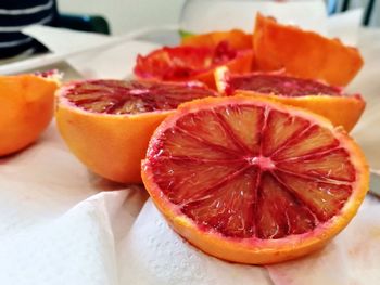 Close-up of orange slices on table