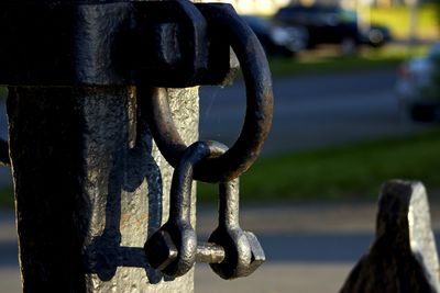 Close-up of rusty chain