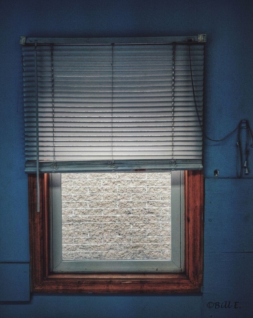 window, architecture, built structure, closed, building exterior, house, indoors, glass - material, wall - building feature, no people, wall, door, day, residential structure, safety, pattern, protection, open, sunlight, security