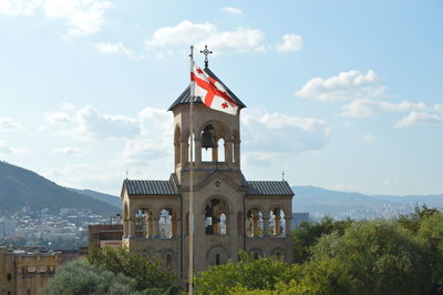 Waving georgian flag near the sameba church