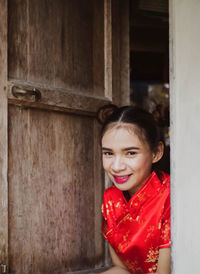 Portrait of a smiling young woman