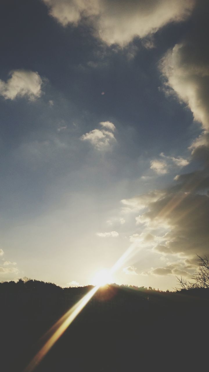 sun, sunset, sky, sunbeam, silhouette, tranquility, tranquil scene, beauty in nature, sunlight, scenics, landscape, cloud - sky, nature, field, lens flare, cloud, idyllic, outdoors, no people, tree