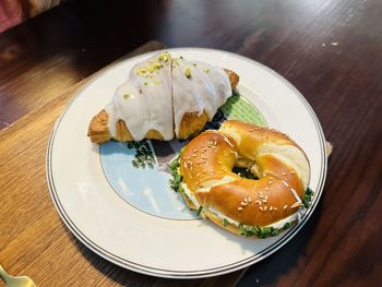 Close-up of donut in plate on table