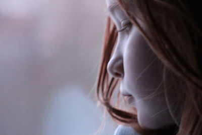 Close-up portrait of mid adult woman