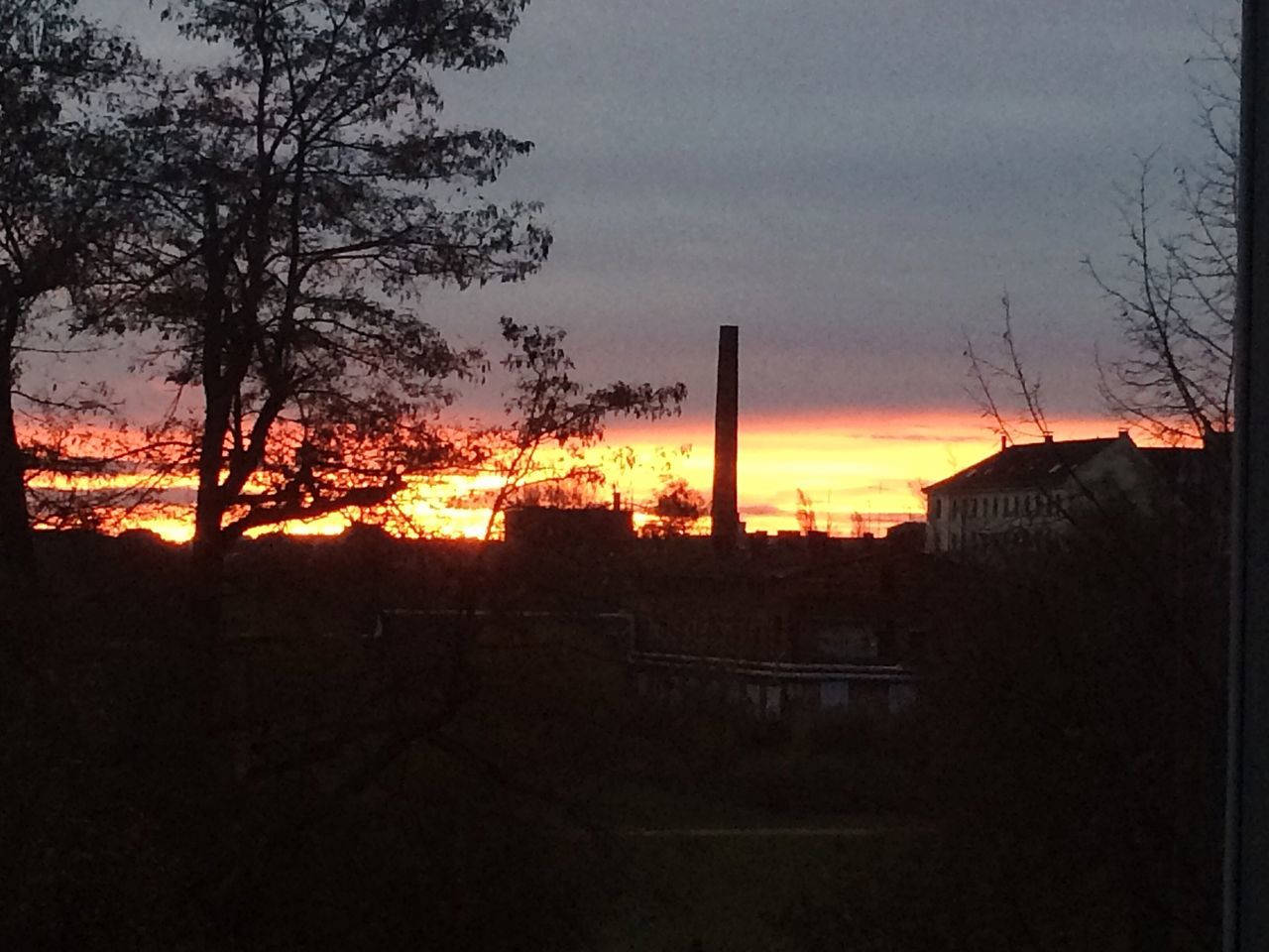 sunset, tree, sky, silhouette, no people, outdoors, architecture, nature, day