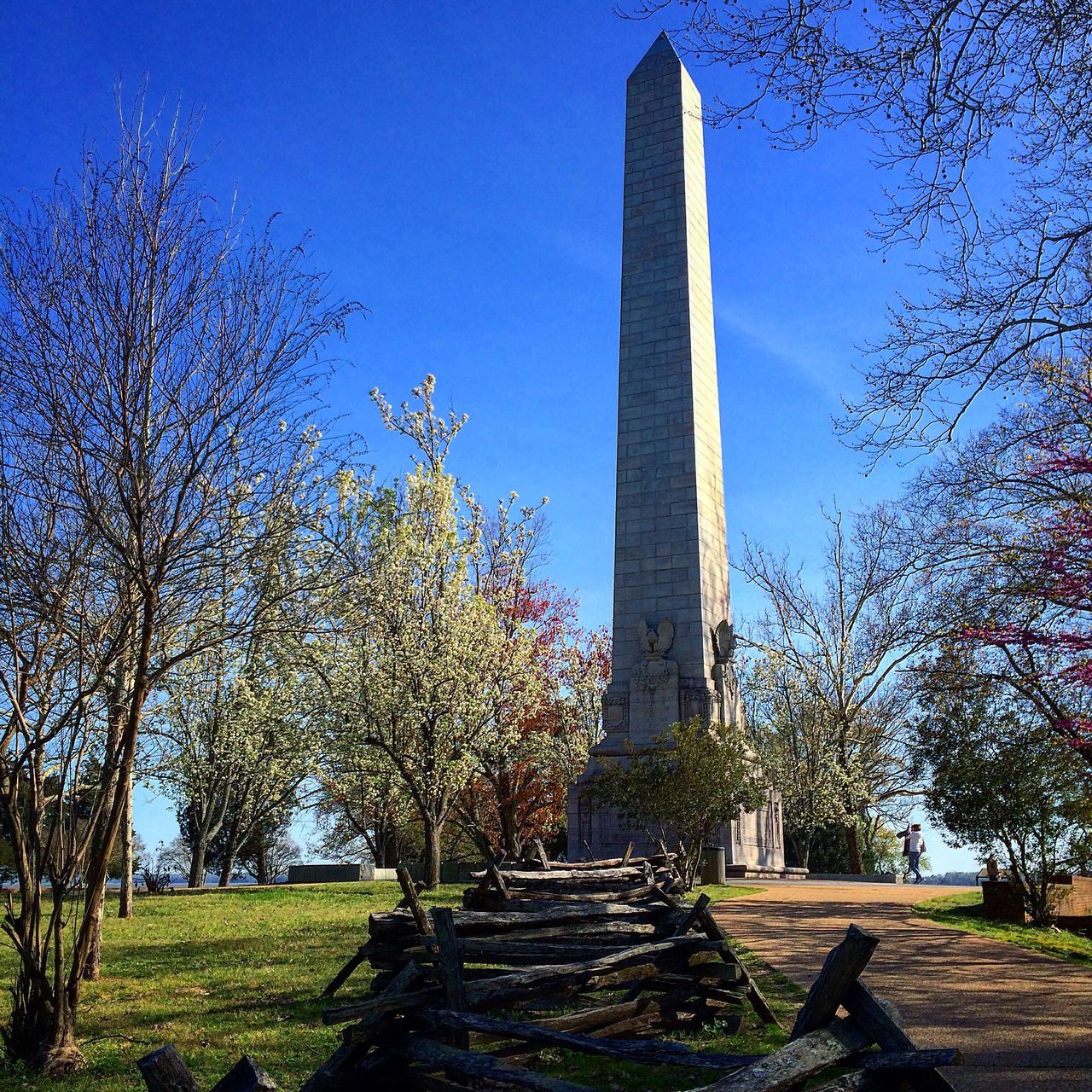 Jamestown Tercentenial Monument