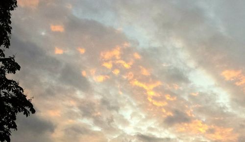 Low angle view of cloudy sky