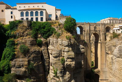 Ronda the bridge ove the canyon