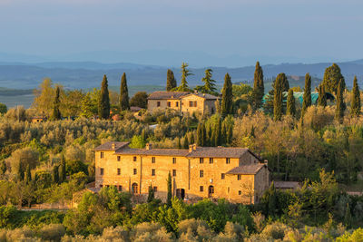 Big house in the tuscan countryside