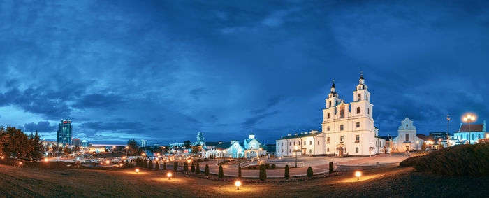 Buildings in city against sky