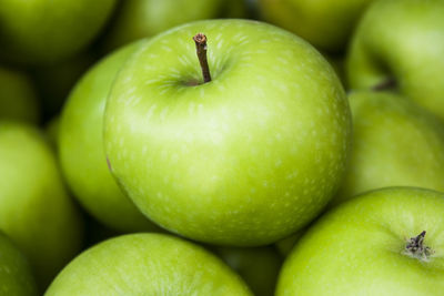 Close-up of granny smith apples