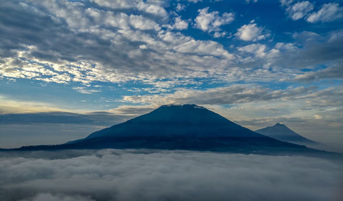 Mount merbabu merapi