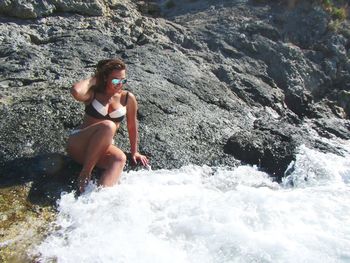 Waves splashing on rocks