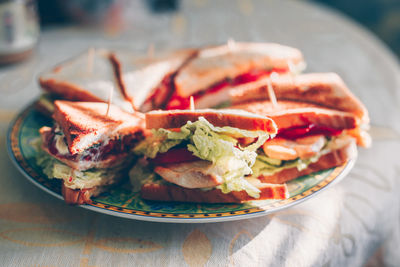 Close-up of burger in plate on table