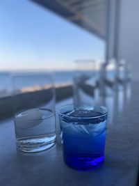 Drinks by the ocean