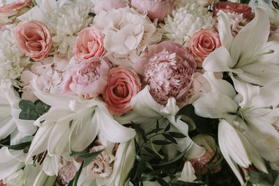 Close-up of rose bouquet