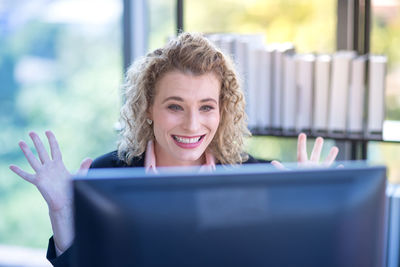 Portrait of a smiling young woman