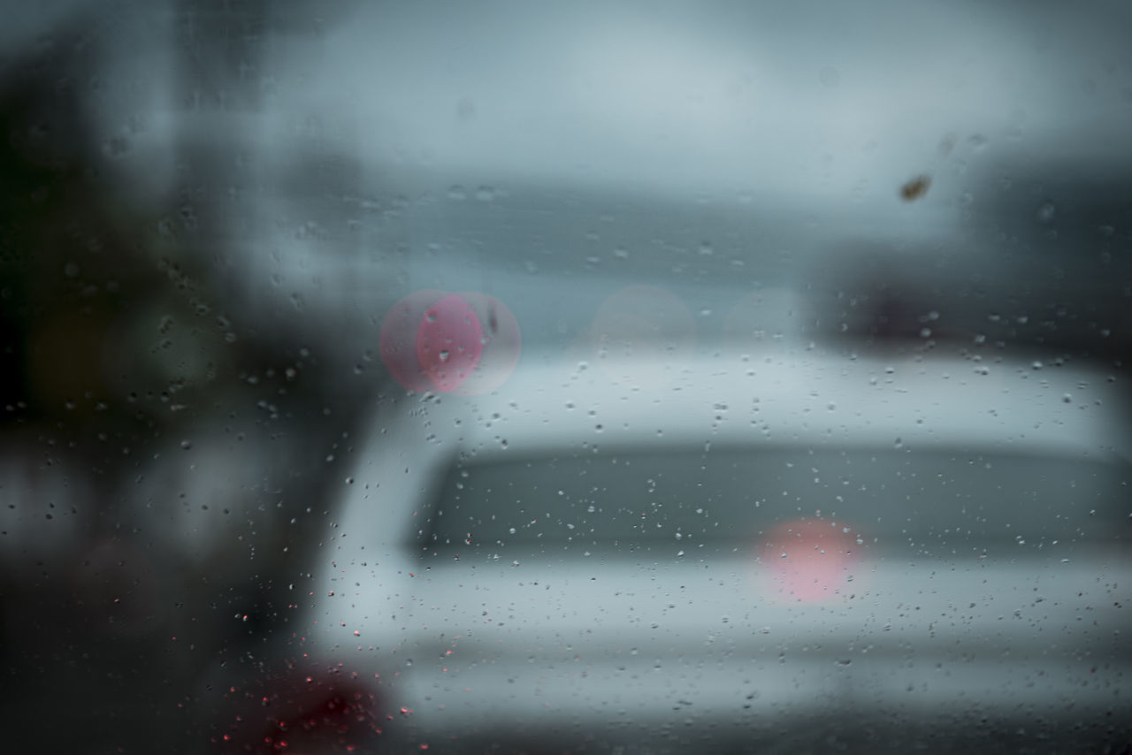 RAINDROPS ON WINDOW GLASS