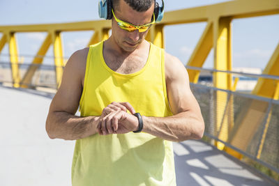 Young man wearing sunglasses