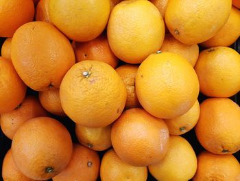 Full frame shot of oranges