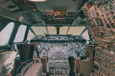 Concorde cockpit