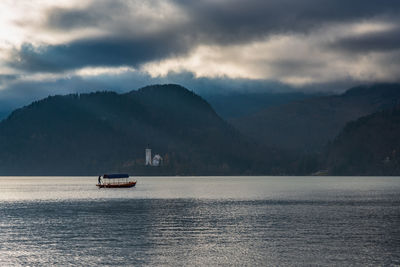 Island in lake bled. dreamlike atmosphere for the church of s. maria assunta. slovenia