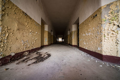 Abandoned corridor in building