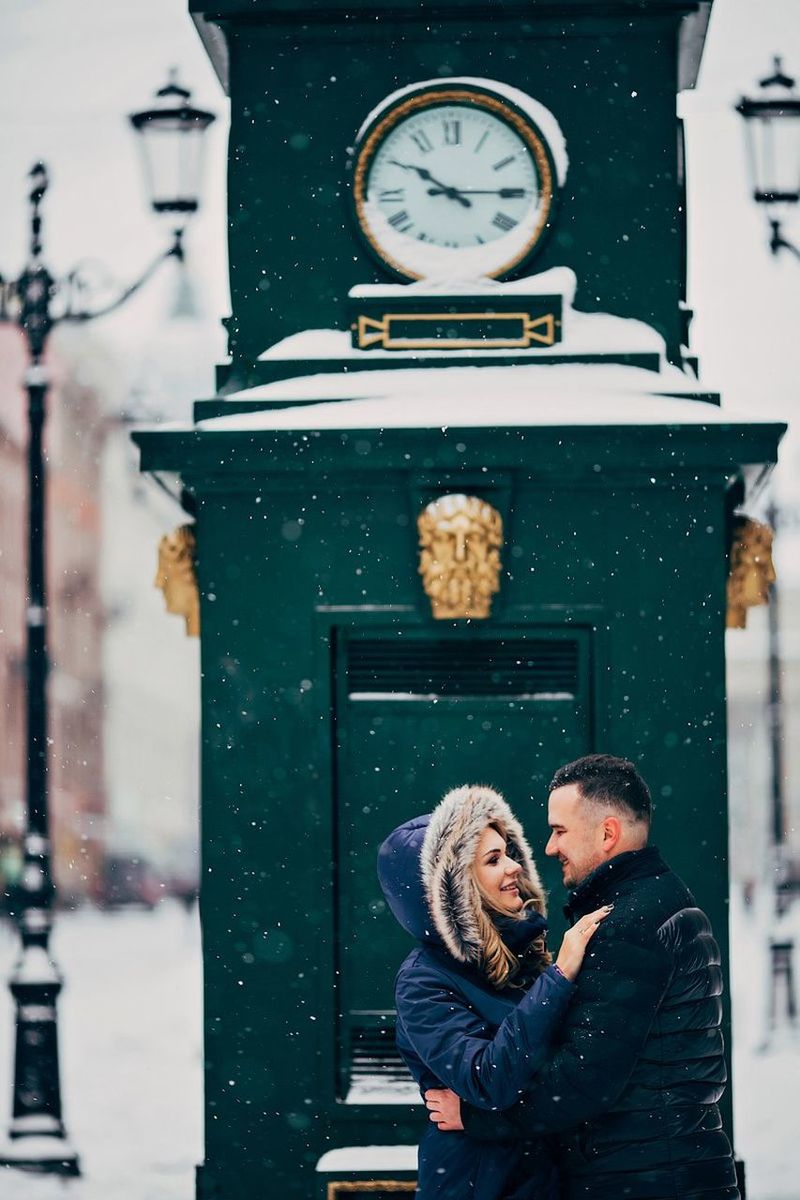 winter, two people, men, cold temperature, couple - relationship, snow, adult, togetherness, women, heterosexual couple, warm clothing, people, love, bonding, young adult, real people, embracing, snowing, positive emotion