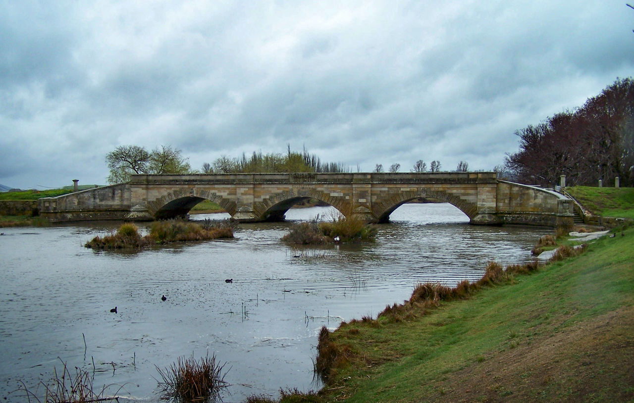 ARCH BRIDGE AGAINST SKY