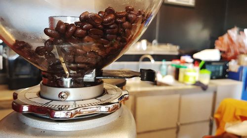 Coffee bean grinder