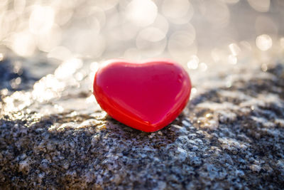 Close-up of heart shape on rock