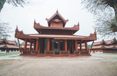 Exterior of temple building against sky