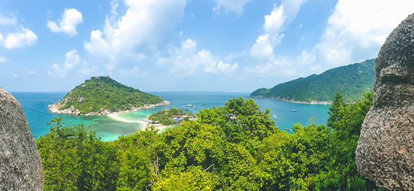 Panoramic view of sea against sky