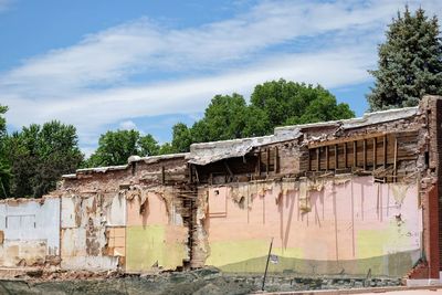 Abandoned built structure against sky