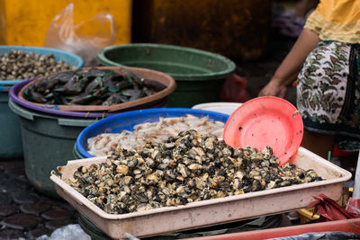 The mussel filling has been peeled and sold at the fish market