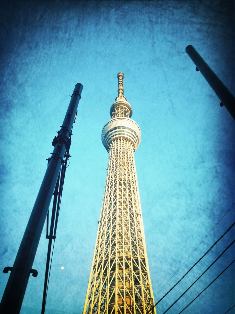 LOW ANGLE VIEW OF TOWER AGAINST SKY