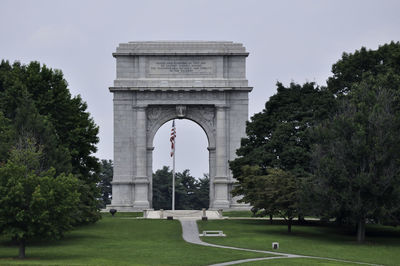 View of monument against sky