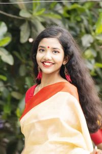 Portrait of a smiling young woman