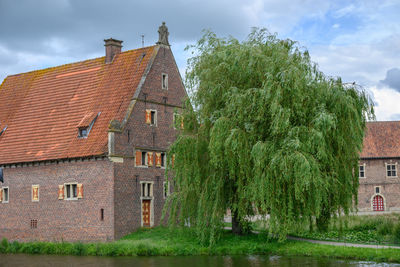 The castle of raesfeld in germany