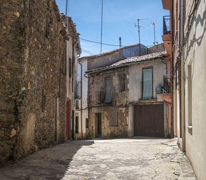 Street view of the town of alcanices, zamora, spain