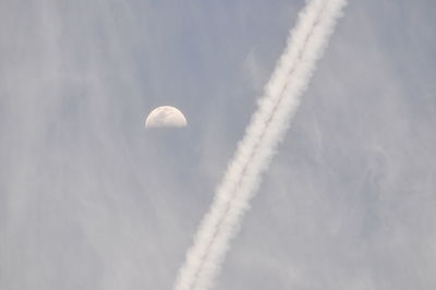 Low angle view of vapor trail in sky