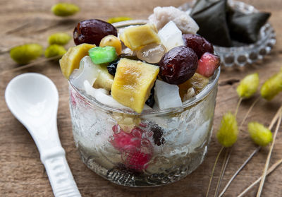 Close-up of fruits in bowl on table