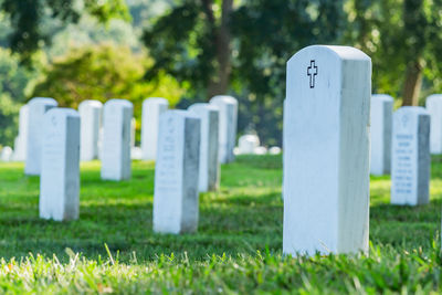 Built structure in cemetery