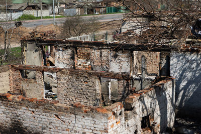 Abandoned building