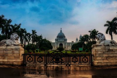 View of historic building against cloudy sky