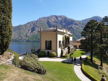 Scenic view of mountains against sky
villa del balbianello