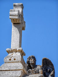 Statue of temple against clear sky